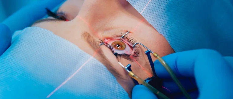 A Closer Look at the Most Common Retina Surgery Instruments and Their Uses