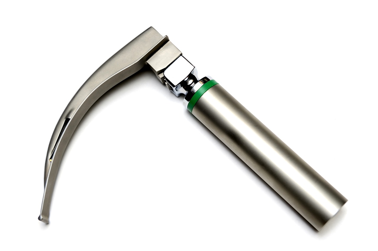 Navigating the World of Laryngoscope Blades: A Guide for Healthcare Heroes
